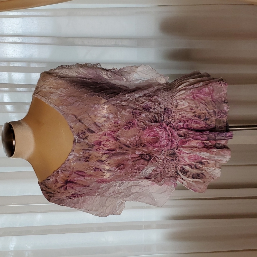 Floral Lace top